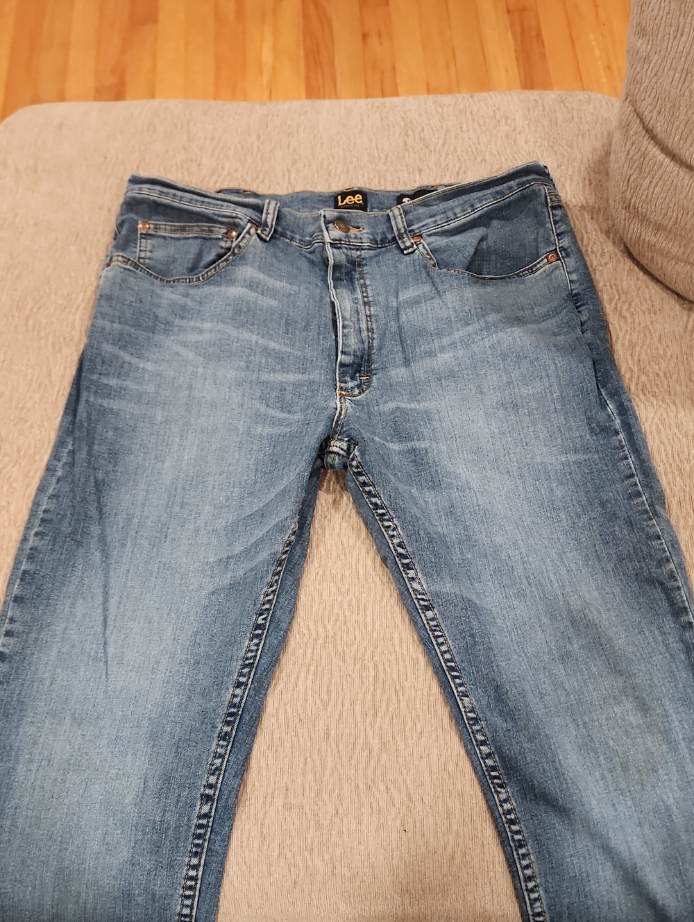 Lee Men's Slim Straight Jeans in Light Blue Wash 36x30